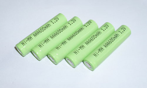 <b>镍氢电池和花季传媒官方入口网站池包使用寿命哪个长？</b>