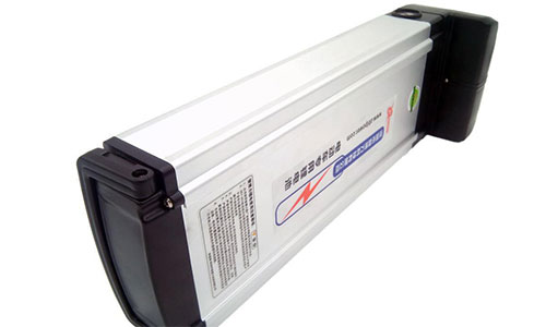 <b>超威电动车花季传媒官方入口网站池首次充电的方法</b>