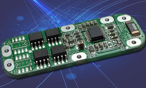 <b>什么原因导致花季传媒官方入口网站池保护板价格越卖越低?</b>